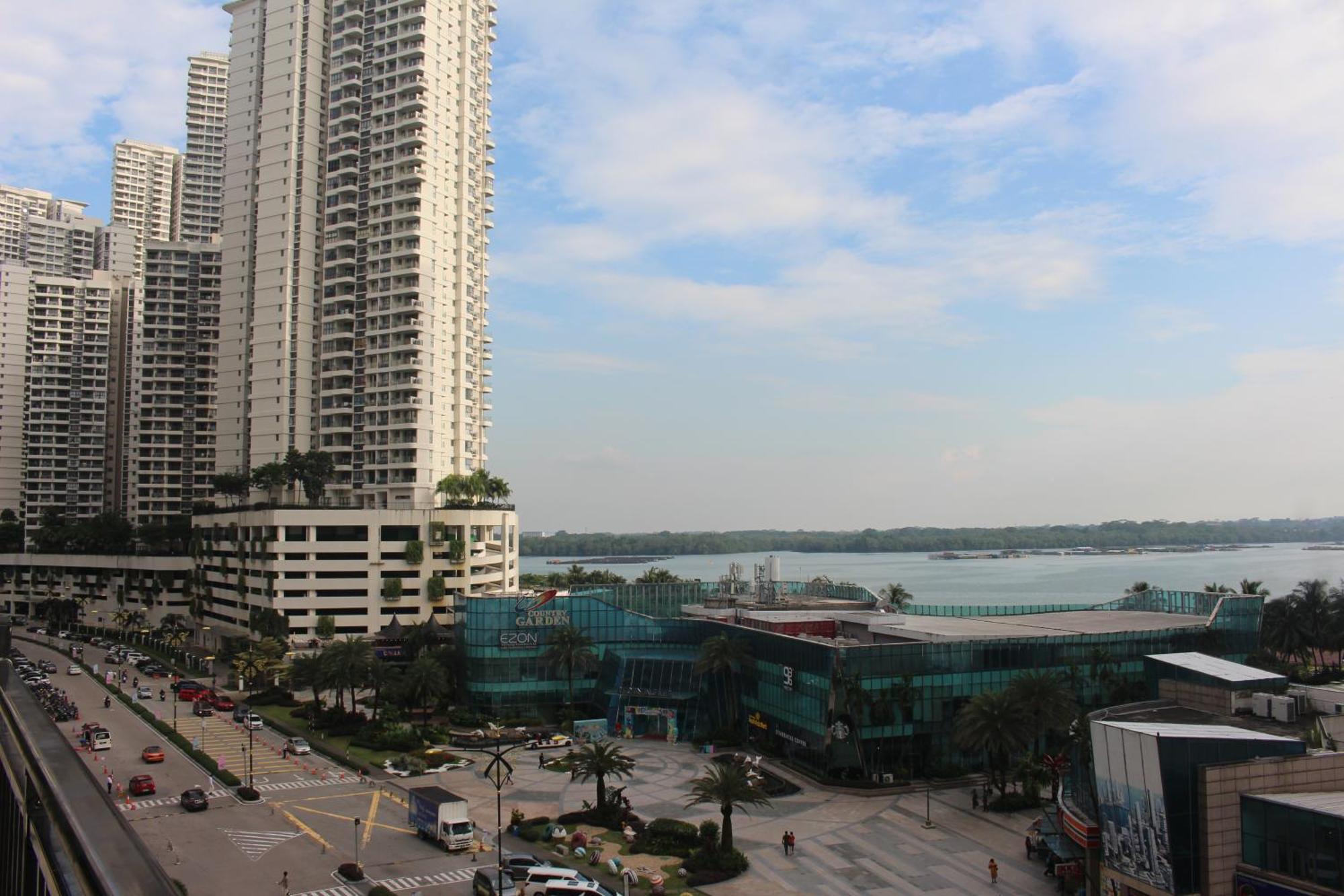 Apartament Country Garden Danga Bay Johor Bahru Zewnętrze zdjęcie